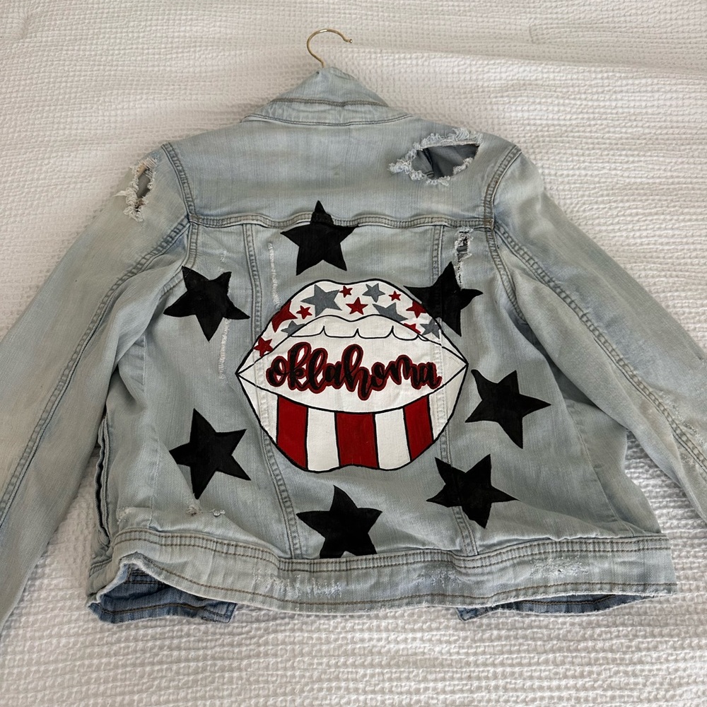 OU Jean jacket